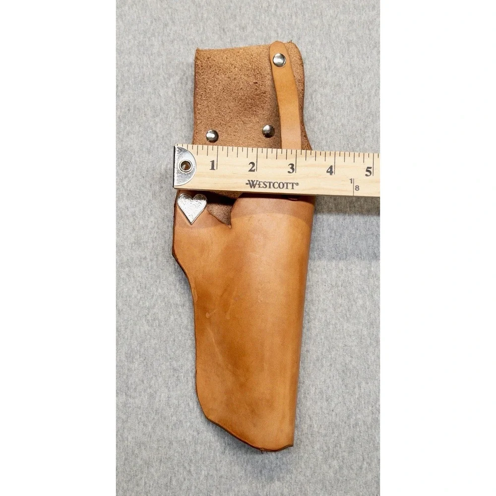 Vtg Brown Leather Holster With Silver‎ Heart 11